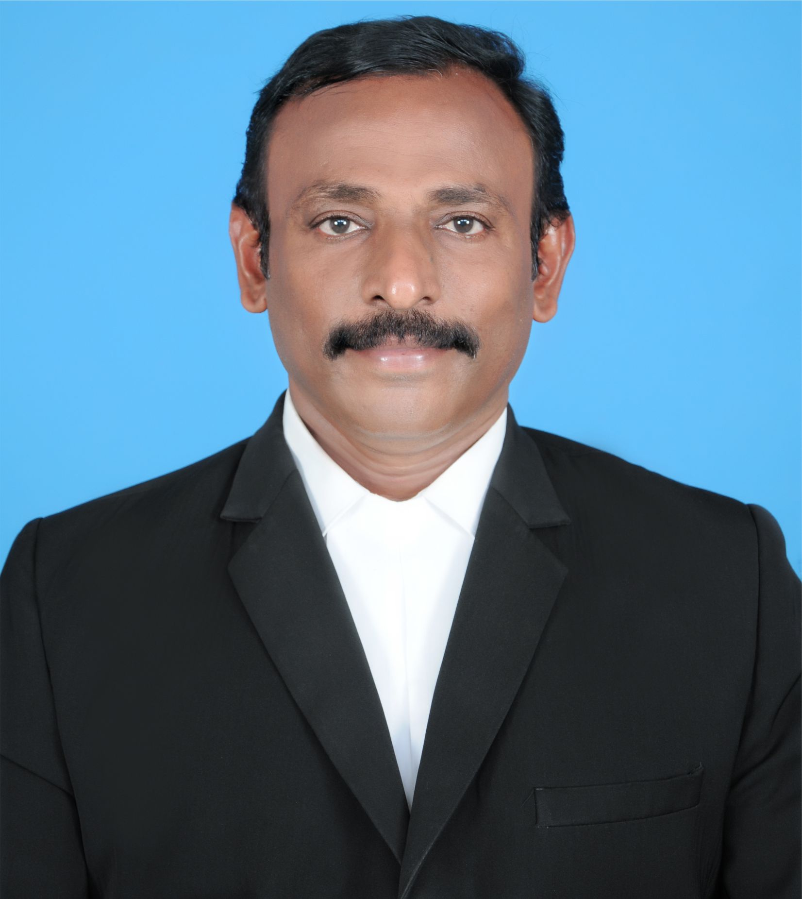 T. Muthukumar